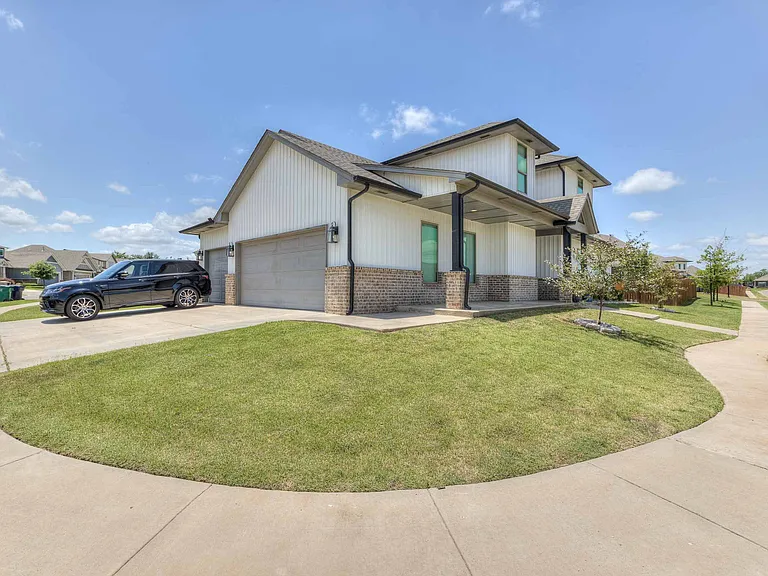 12925 Black Hills Dr — Photo 3