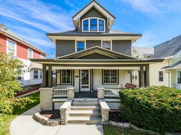 1574 S 79th STREET, West Allis, WI 53214