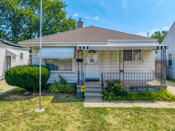 24828 Laetham Ave, Eastpointe, MI 48021