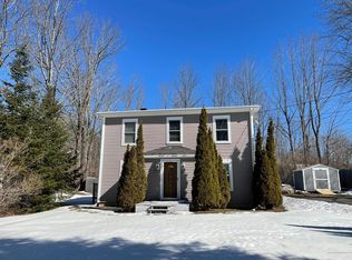 321 Blue Rd, Monmouth, ME 04259