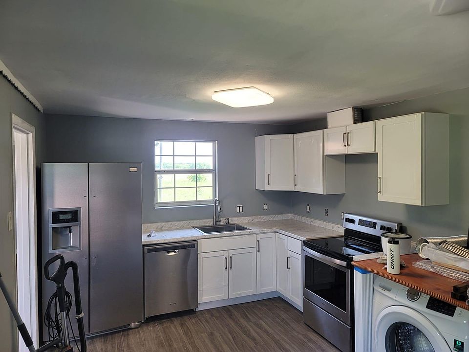 1st image of 5904 Lee St