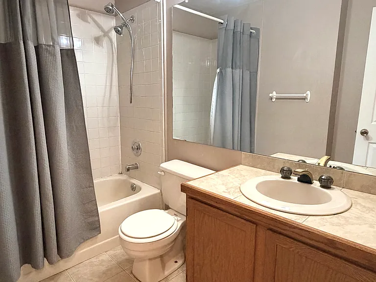 2334 Troy Ct — Photo 3