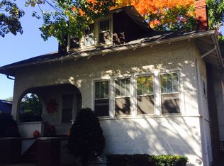 1374 E Algonquin Rd, Des Plaines, IL 60016