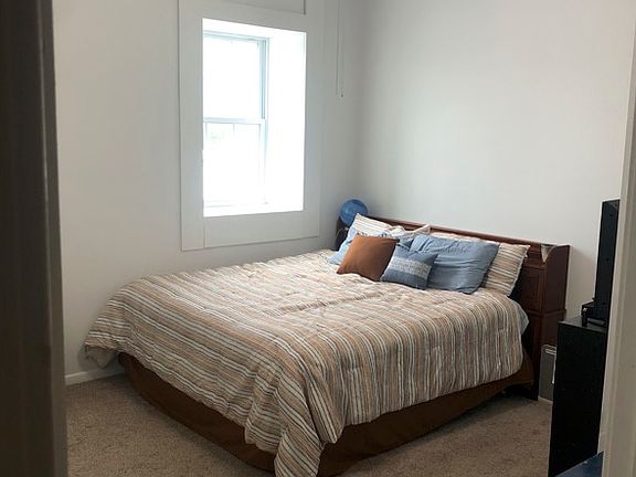 3rd image of 3 Railroad Ave APT 2A