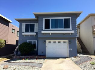 33 Skyline Dr, Daly City, CA