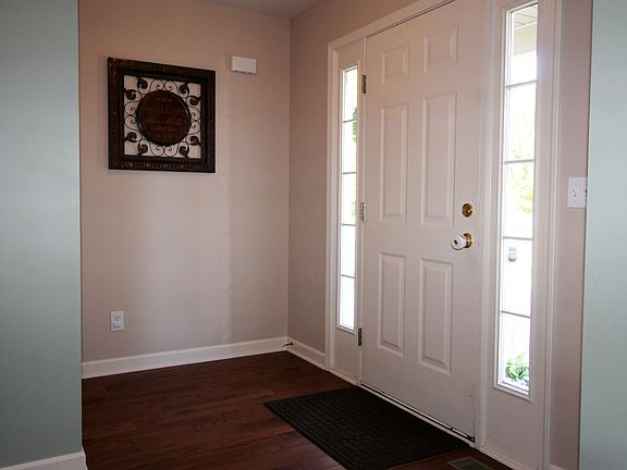 2nd image of 2126 Antrim Dr
