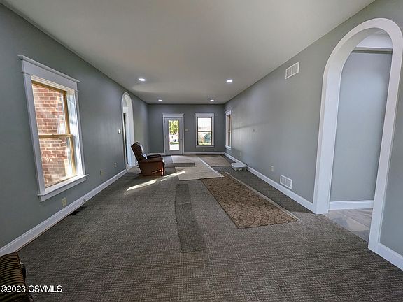 2nd image of 321 Hoffman Blvd