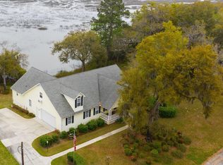 7 Todd Dr, Beaufort, SC 29902