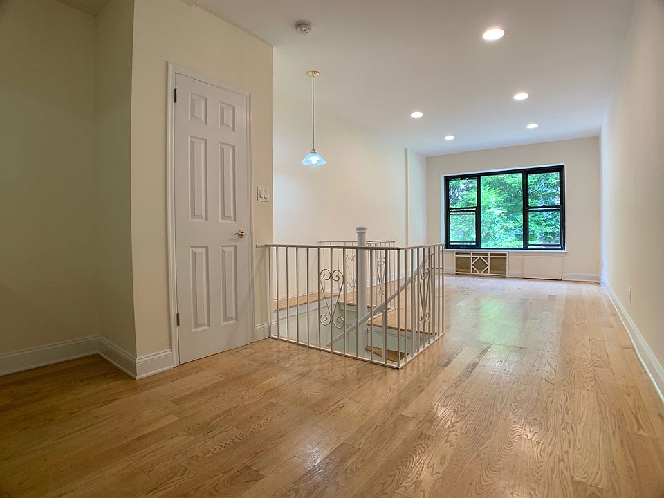 1st image of 7 W 87th St #1L