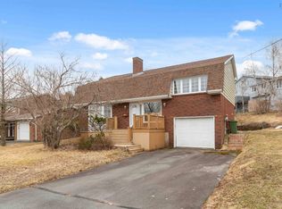 46 Delta Dr, Halifax, NS B2V 1S9