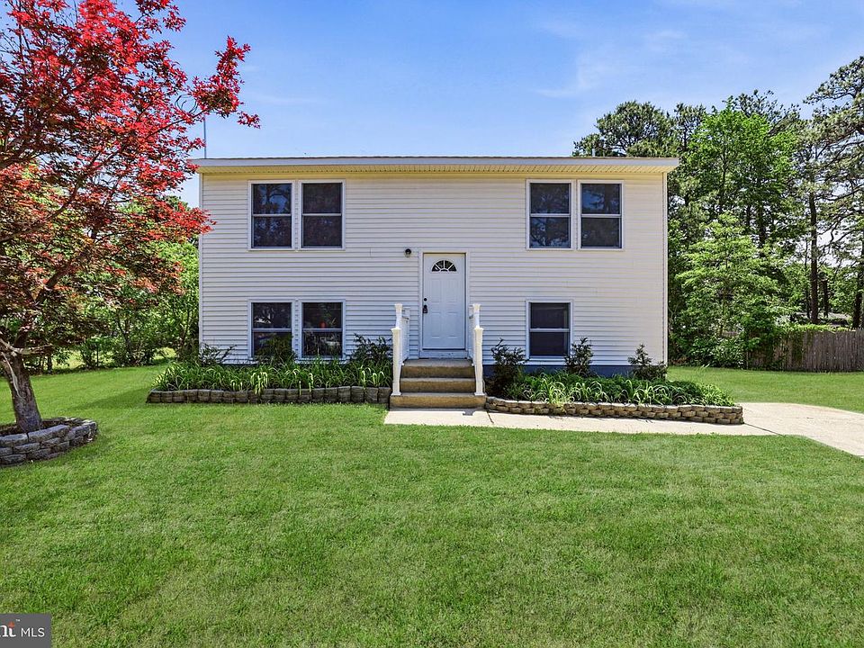 1st image of 203 Seneca Trl