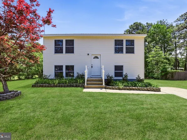 203 Seneca Trl, Browns Mills, NJ 08015