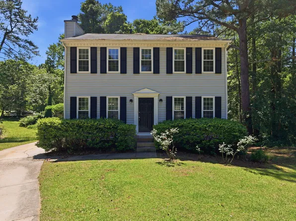 3113 Henslowe Dr, Raleigh, NC 27603