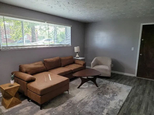 4859 S 132nd Ave APT 1, Omaha, NE 68137