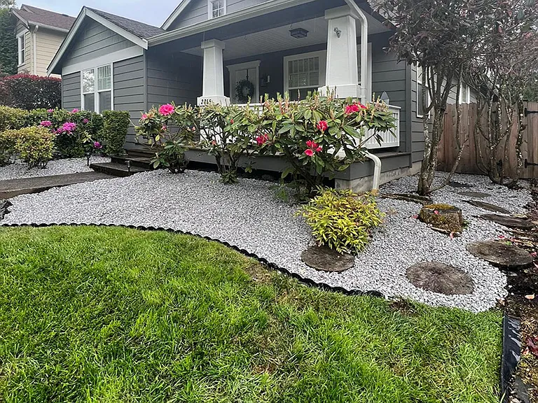 2285 Palisade Blvd — Photo 2