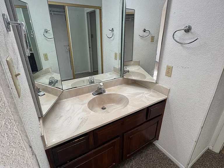 3340 Majestic Rdg — Photo 11