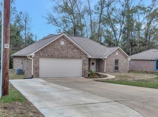 228 Smith Rd, Nacogdoches, TX 75961