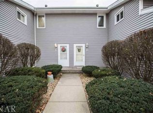 1564 Hunt Dr APT D, Normal, IL 61761