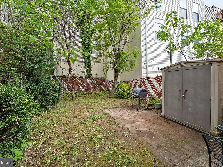 1221 Kater St — Photo 14