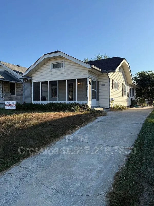 2461 S Delaware St photo 1