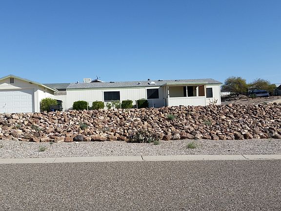 2nd image of 580 Park Crest Dr