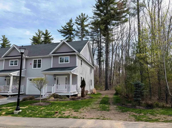 264 Woodview Way, Manchester, NH 03102