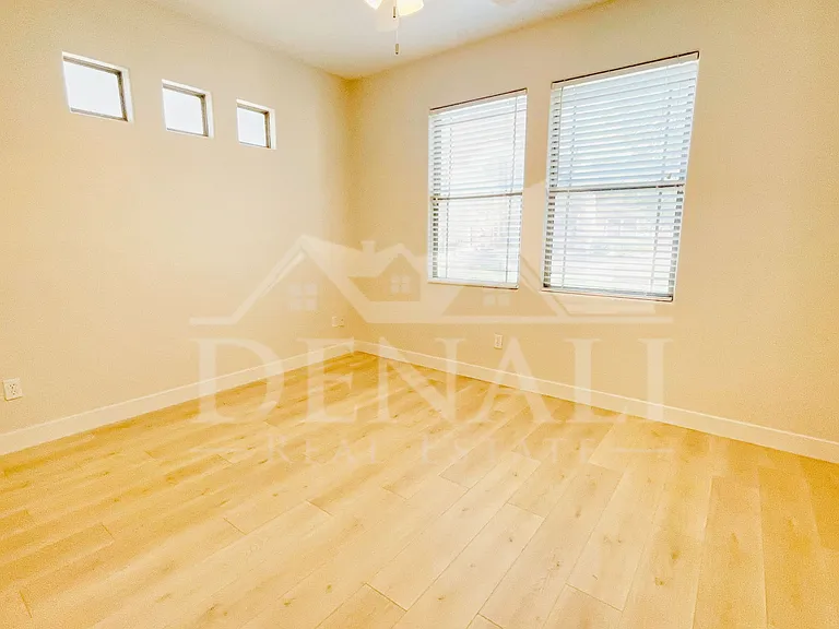 11500 E Cochise Dr #1007 — Photo 11