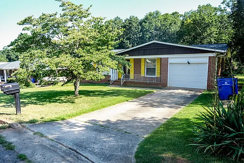 6 Hardale Ln Photo 1 6 Hardale Ln Photo 1