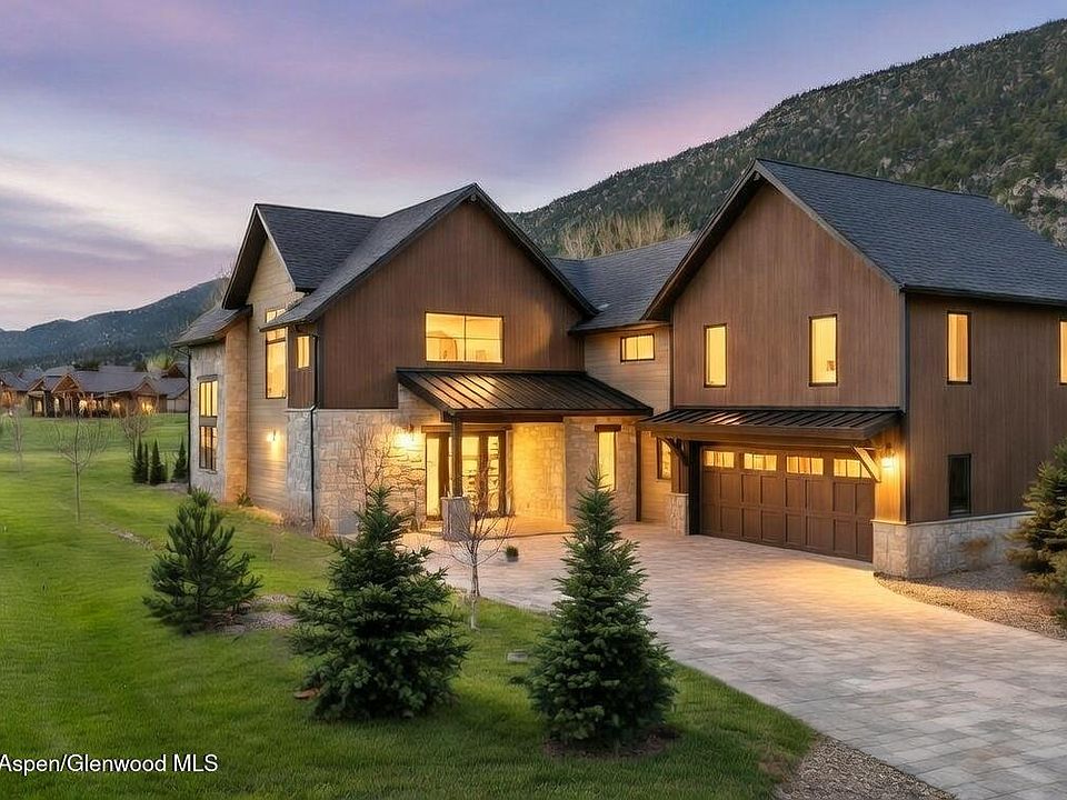 1st image of 589 Saddleback Rd