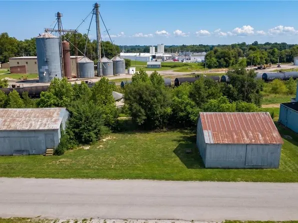 1502 Lulu St, Trenton, MO 64683