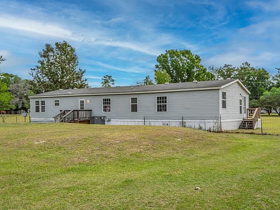 5th image of 281 Greenlea Cir