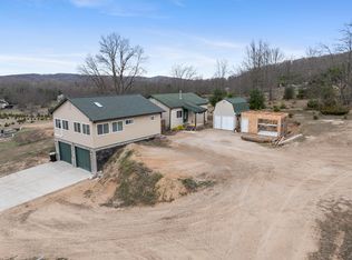 2286 Maxwell Rd, Petoskey, MI 49770