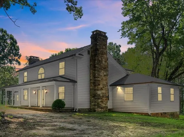 3095 State Shed Rd, Nathalie, VA 24577