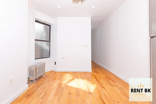 Rented by RENTBK LLC | media 4