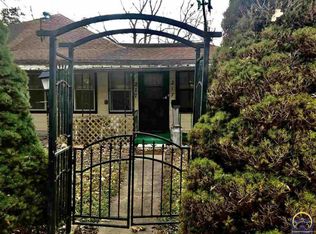 217 N Delaware St, Burlingame, KS 66413