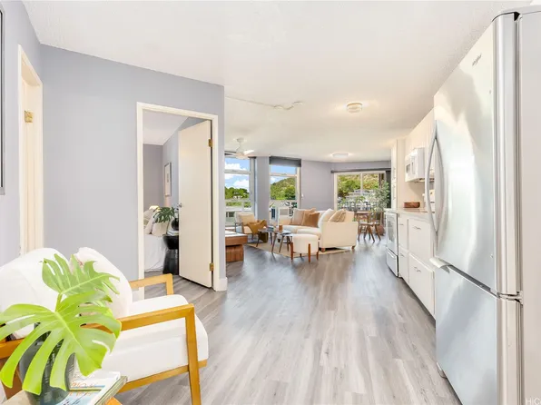 1031 Maunaihi Pl APT 305, Honolulu, HI 96822