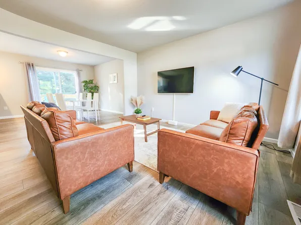 918 Forest St, Marshall, MI 49068