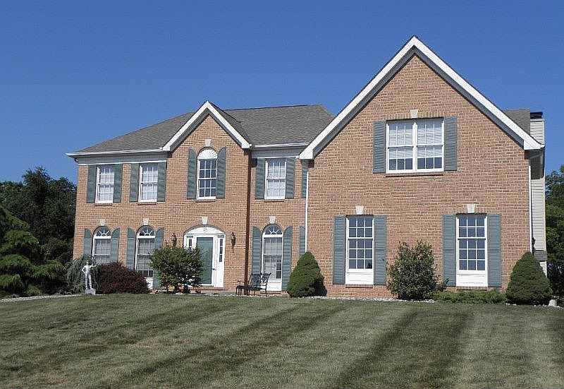 1st image of 25 Steeplechase Ct