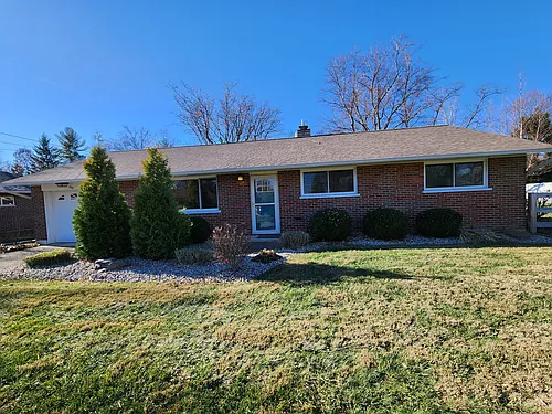 130 Ridge Ave Photo 1