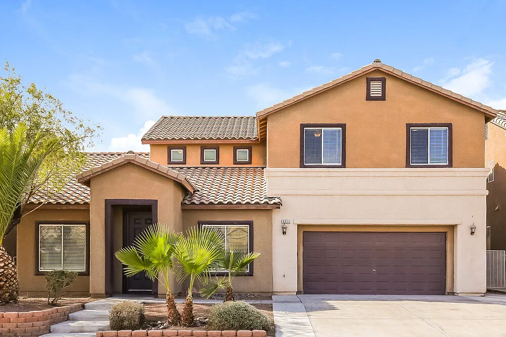 5 bed, 3.0 bath, 2877 sqft, $2,855 — Photo 1