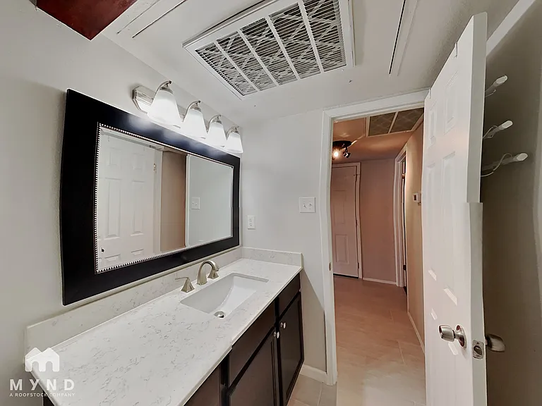 5300 Keller Springs Rd #2094 — Photo 9