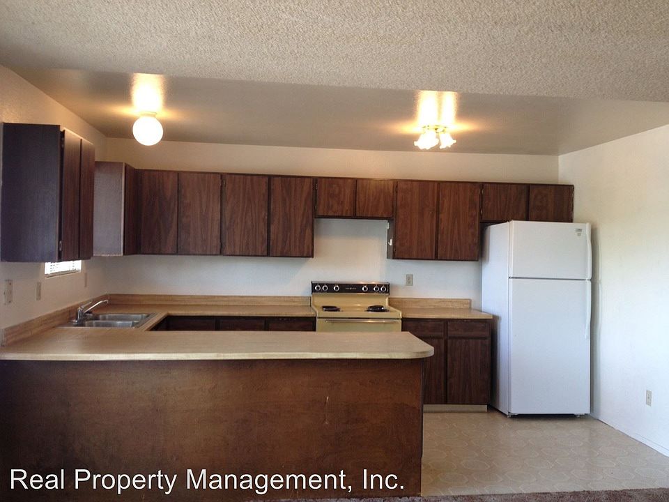 2nd image of 999 West St APT 03