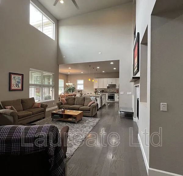 10035 Atlanta St — Photo 3