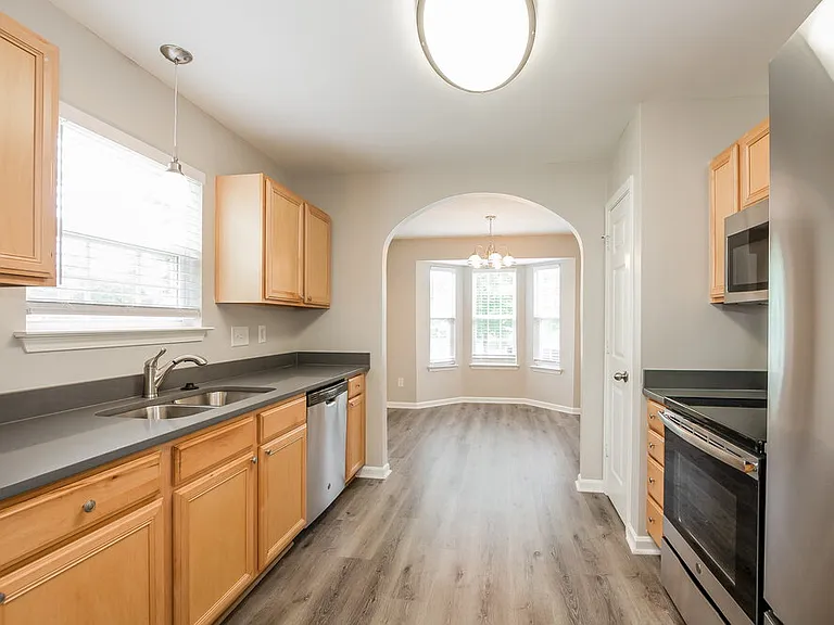 6423 Nevin Glen Dr — Photo 9