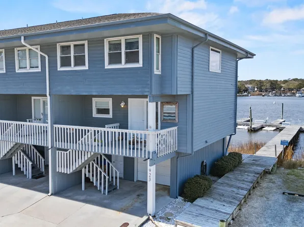 923 Canal Drive, Carolina Beach, NC 28428
