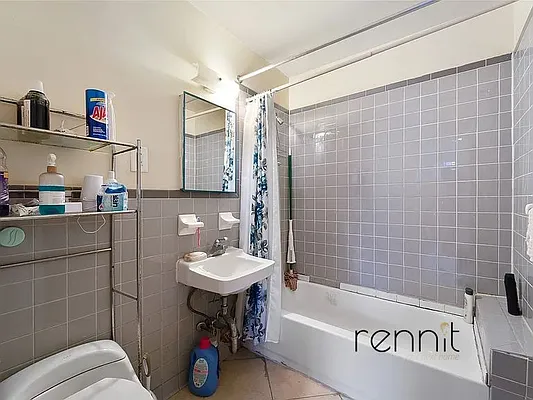 Rented by Rennit Inc. | media 10