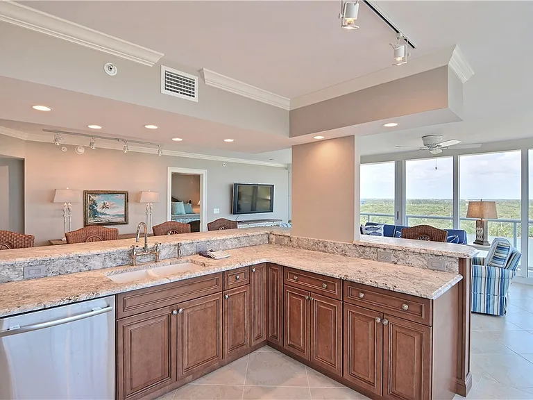 3554 Ocean Drive 703S #1202S — Photo 7
