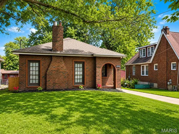 8718 Clifton Ave, Saint Louis, MO 63136