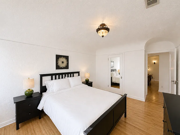 952 12th St #952B — Photo 18