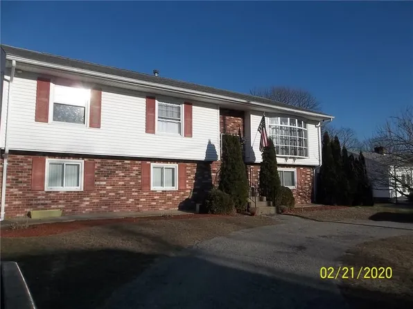 54 Vanstone Ave, Warwick, RI 02889